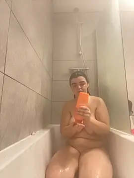 Snapshot of PrettyPaigeBabe chatting on 11.16.25 PrettyPaigeBabe online show from 11.16.25