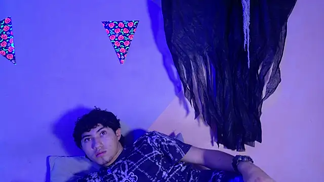 Laura and Kevin online show from 10.11.25