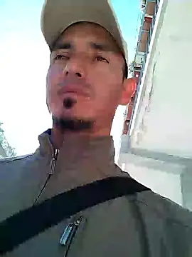 Snapshot of JuanD_vero chatting on 10.12.25 JuanD vero online show from 10.12.25