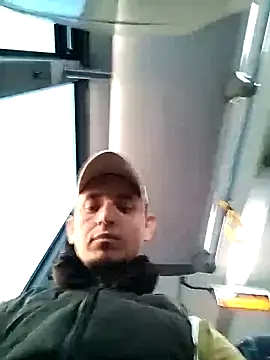 Snapshot of JuanD_vero chatting on 10.16.25 JuanD vero online show from 10.16.25