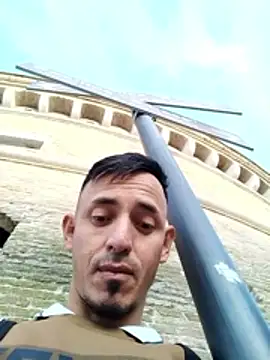 Snapshot of JuanD_vero chatting on 10.21.25 JuanD vero online show from 10.21.25