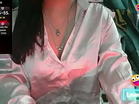 Snapshot of Dream_Kavya chatting on 10.24.25 Dream Kavya online show from 10.24.25