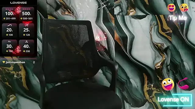 Snapshot of Dream_Kavya chatting on 10.27.25 Dream Kavya online show from 10.27.25