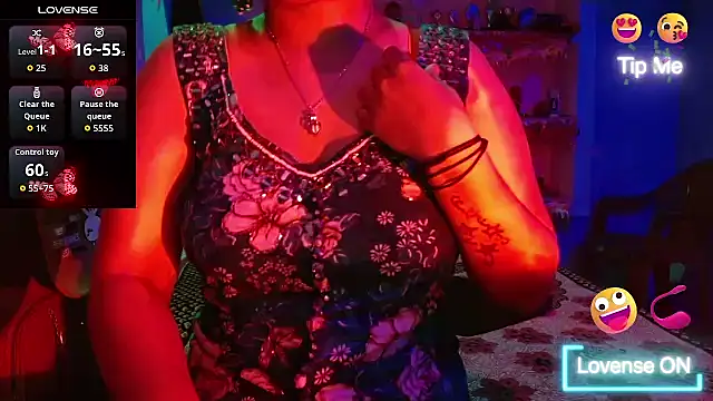 Snapshot of Dream_Kavya chatting on 11.02.25 Dream Kavya online show from 11.02.25