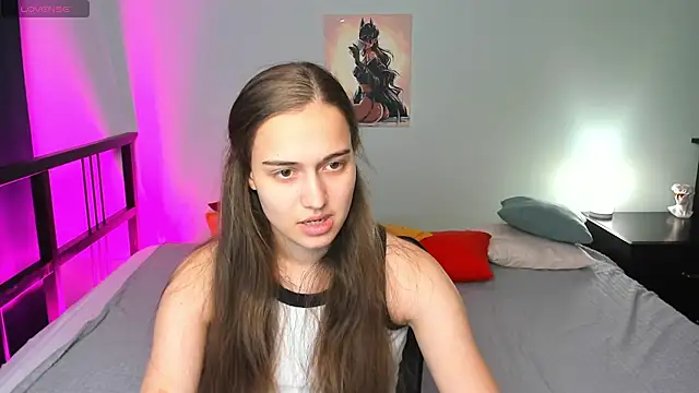 Alisa  Kelly online show from 10.21.25