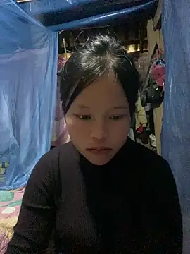 Snapshot of O_o_UwU_o_O chatting on 11.05.25 O o UwU o O online show from 11.05.25