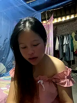 Snapshot of O_o_UwU_o_O chatting on 11.07.25 O o UwU o O online show from 11.07.25