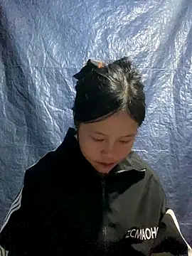 Snapshot of O_o_UwU_o_O chatting on 11.14.25 O o UwU o O online show from 11.14.25