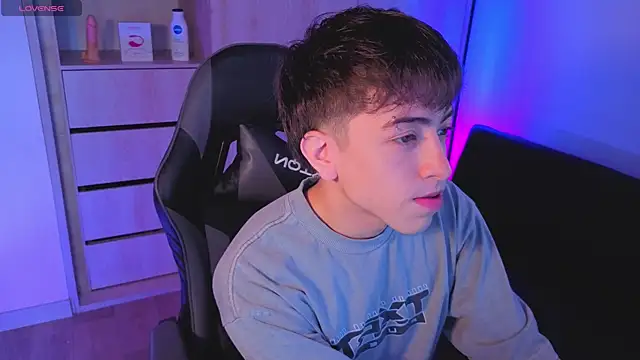 onlinenico online show from 10.25.25