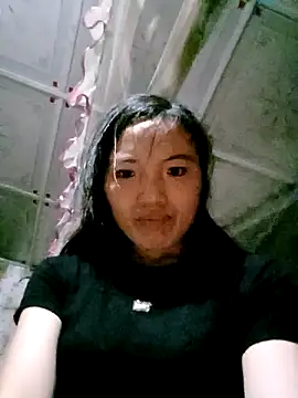 ngan-cute online show from 09.17.25