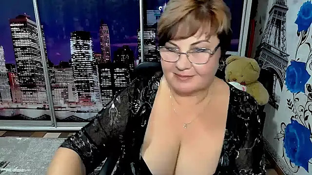 Snapshot of Bela_Lana_ chatting on 09.30.25 Bela Lana online show from 09.30.25