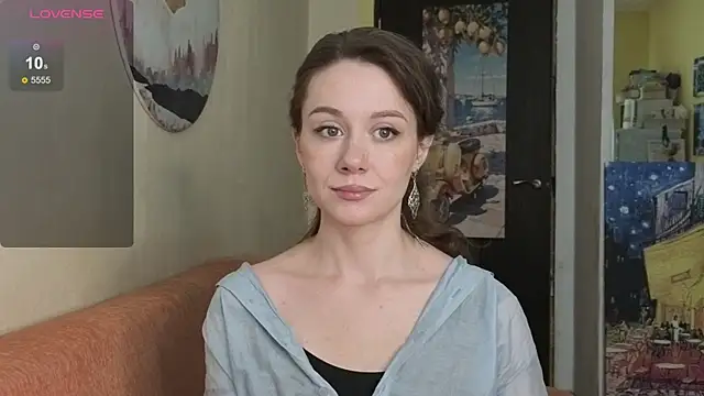 SkyHelen online show from 04.08.26