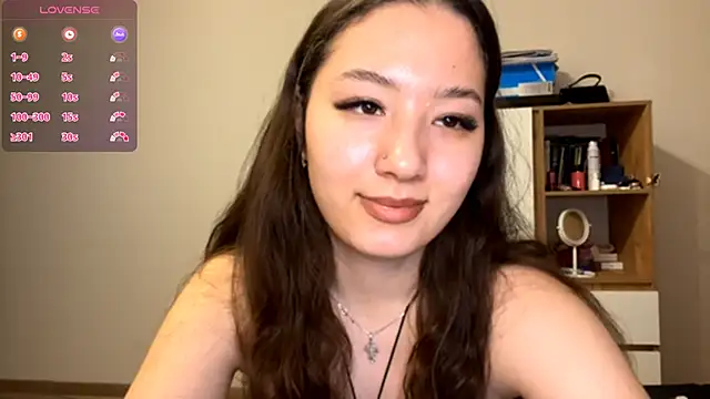 Snapshot of Sakuravice chatting on 10.19.25 Sakuravice online show from 10.19.25