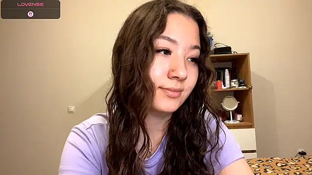 Snapshot of Sakuravice chatting on 10.23.25 Sakuravice online show from 10.23.25