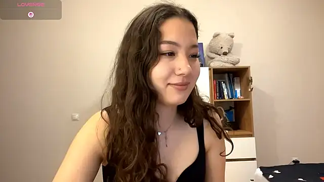 Snapshot of Sakuravice chatting on 11.09.25 Sakuravice online show from 11.09.25