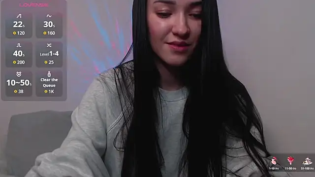 Veliora online show from 10.05.25