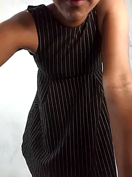 venuki ihalagamage online show from 03.30.26