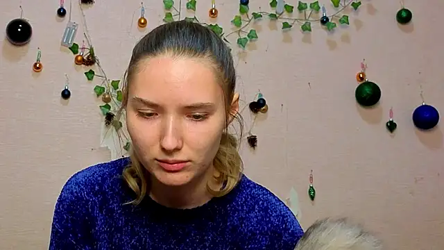  kikiclark   online show from 02.11.26