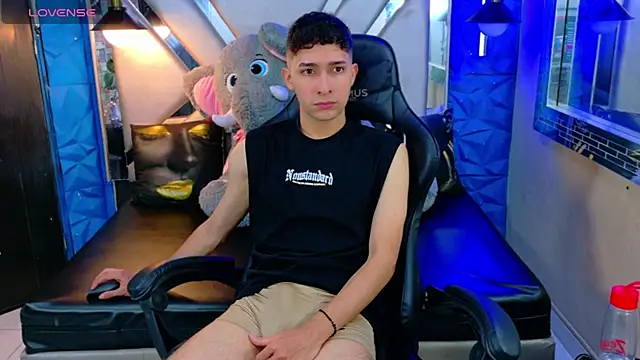 Snapshot of Kygo_Williams chatting on 10.12.25 Kygo Williams online show from 10.12.25