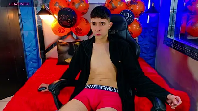 Snapshot of Kygo_Williams chatting on 10.22.25 Kygo Williams online show from 10.22.25