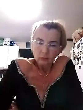VasylynaLove421 online show from 09.09.25