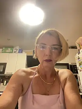 VasylynaLove421 online show from 09.13.25