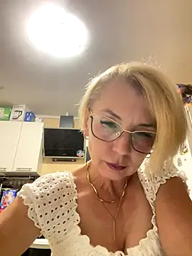 VasylynaLove421 online show from 09.22.25