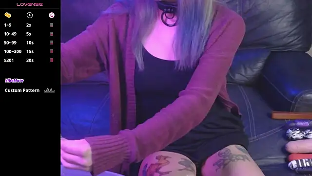 mmmminaDarling online show from 03.07.26