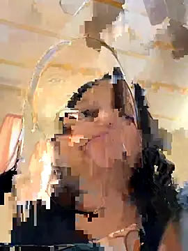 Snapshot of pocahonta69mermaid chatting on 11.30.25 pocahonta69mermaid online show from 11.30.25