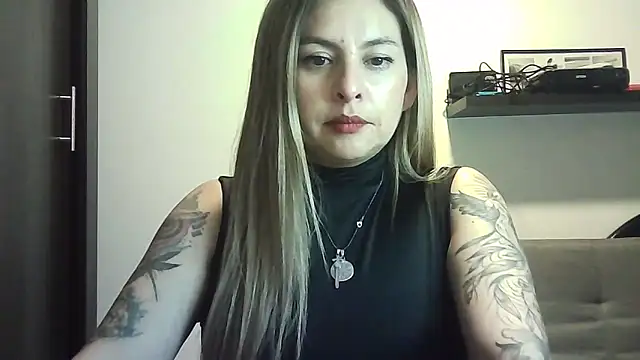 Snapshot of Valery__Rouse_ chatting on 05.03.26 Valery Rouse online show from 05.03.26