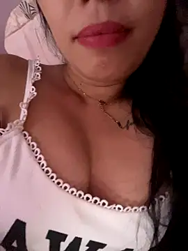 Bear-cute00 online show from 09.12.25