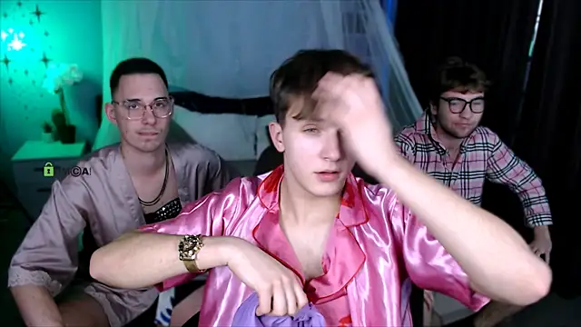 travis wolf  online show from 11.22.25