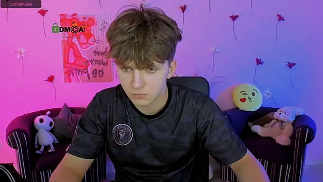 travis wolf  online show from 03.21.26