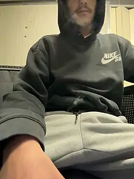 Snapshot of 420boy__ chatting on 10.20.25 420boy online show from 10.20.25