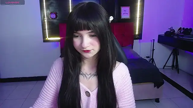 Snapshot of _Charlotte_Collins_ chatting on 02.18.26 Charlotte Collins online show from 02.18.26