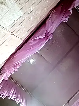 Snapshot of mymy06 chatting on 10.14.25 mymy06 online show from 10.14.25