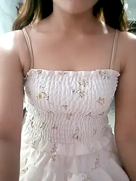 Snapshot of mymy06 chatting on 11.05.25 mymy06 online show from 11.05.25