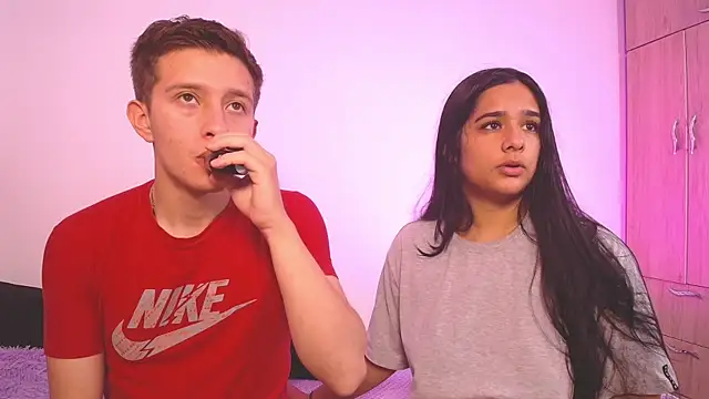 mae nathan  online show from 09.09.25