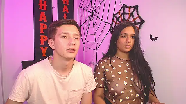 mae nathan  online show from 11.03.25