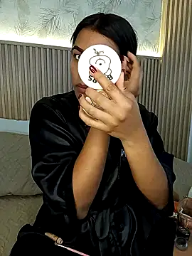 Liss-Reyes online show from 10.31.25