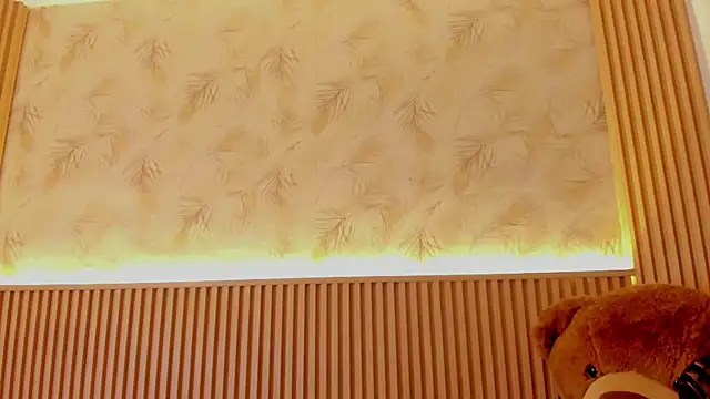 Liss-Reyes online show from 04.15.26