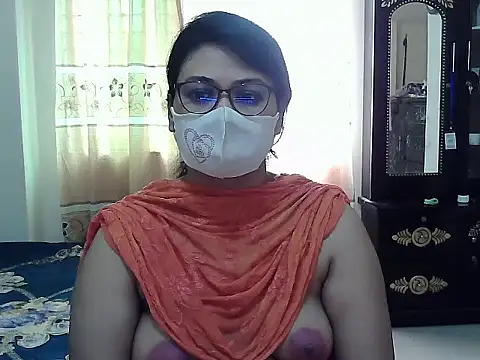 Snapshot of Elena_cruz5 chatting on 10.09.25 Elena cruz5 online show from 10.09.25