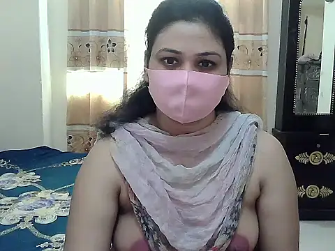 Snapshot of Elena_cruz5 chatting on 10.21.25 Elena cruz5 online show from 10.21.25