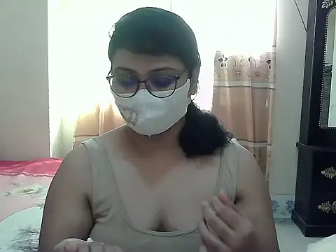 Snapshot of Elena_cruz5 chatting on 11.04.25 Elena cruz5 online show from 11.04.25