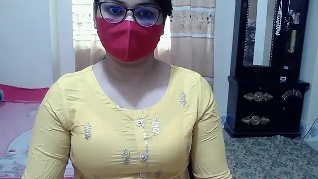 Elena cruz5 online show from 12.18.25