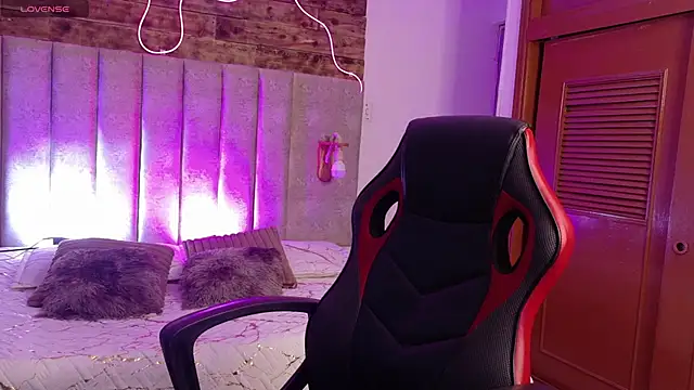 Emma visconti online show from 10.17.25