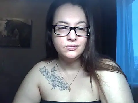 Snapshot of karina160000 chatting on 02.08.26 karina160000 online show from 02.08.26