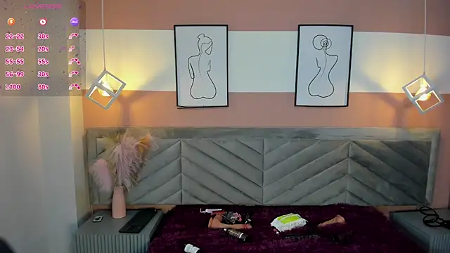 Mia Valentine  online show from 02.24.26