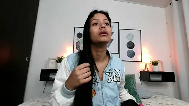 Rodriguez Gabi online show from 09.13.25