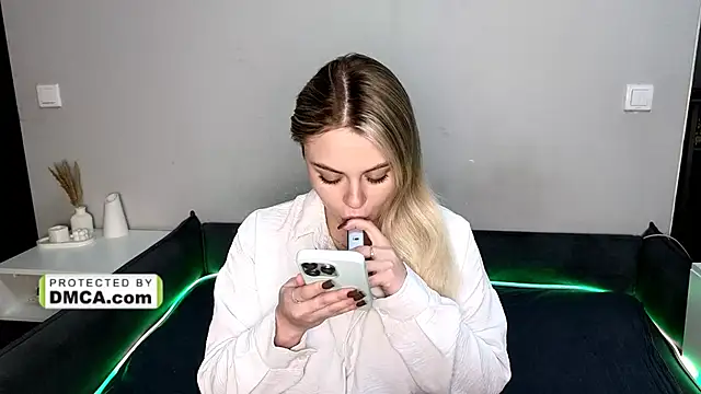 StasySweet online show from 10.15.25